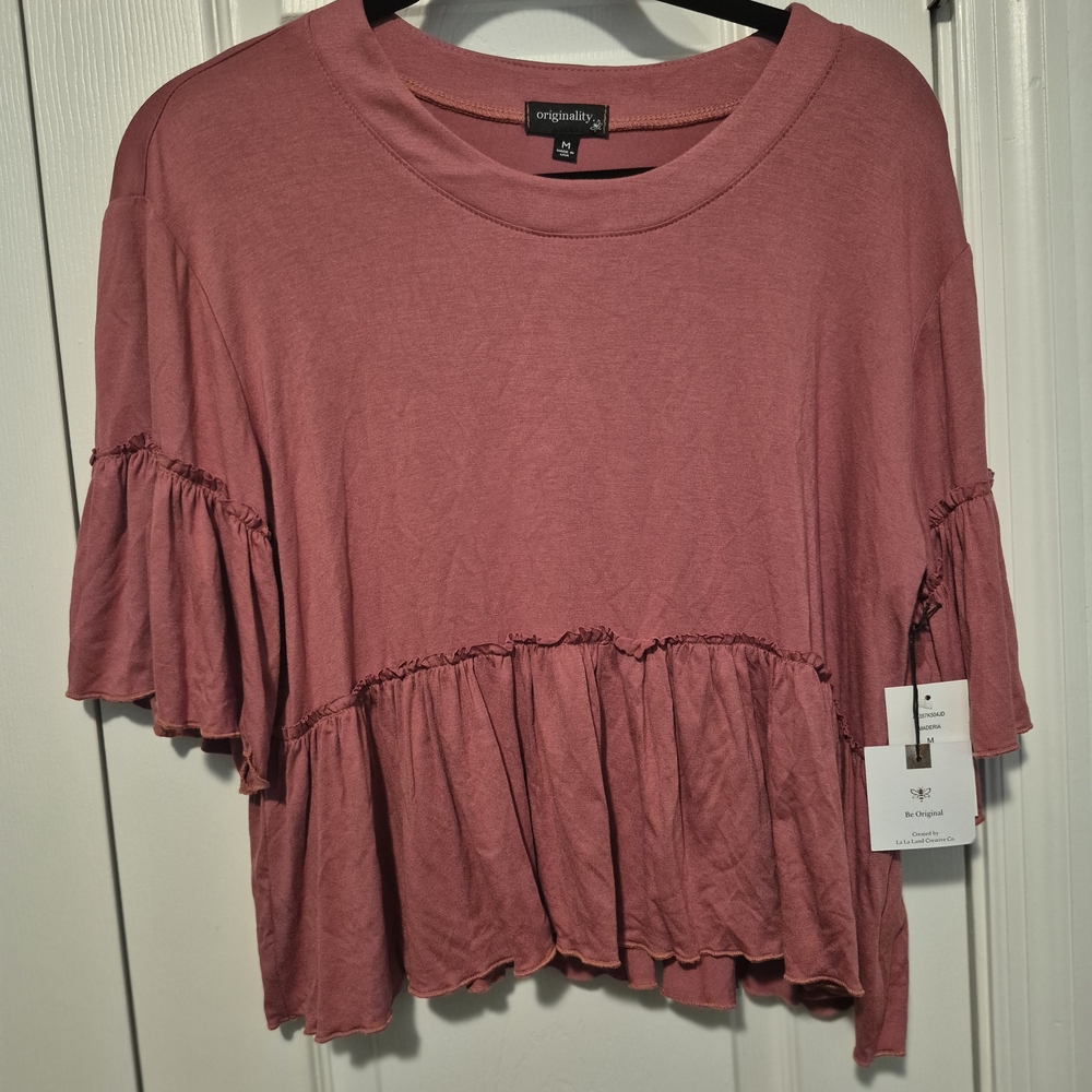 The Originality Co. Rose Pink Ruffle Hem Short Sleeve Top